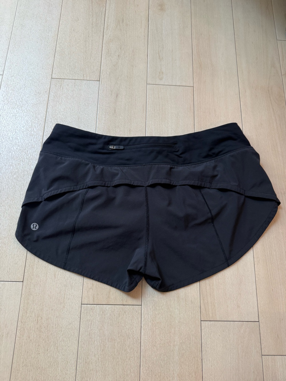 Lululemon speed up short